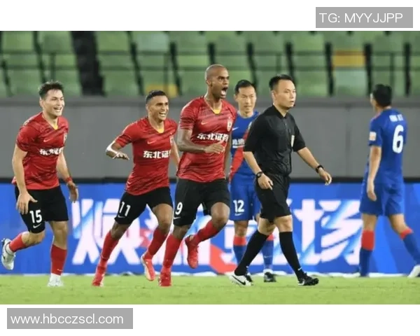 重庆排球队以88分领跑世锦赛积分榜展现强劲实力